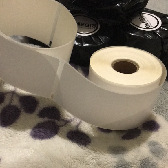 7 full rolls of premium White Matte labels…THESE ARE PREMIUM MATTE not plain! - Picture 5 of 6